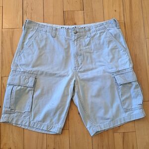EUC! EDDIE BAUER Legendwash Cargo Shorts Size 38 Cotton